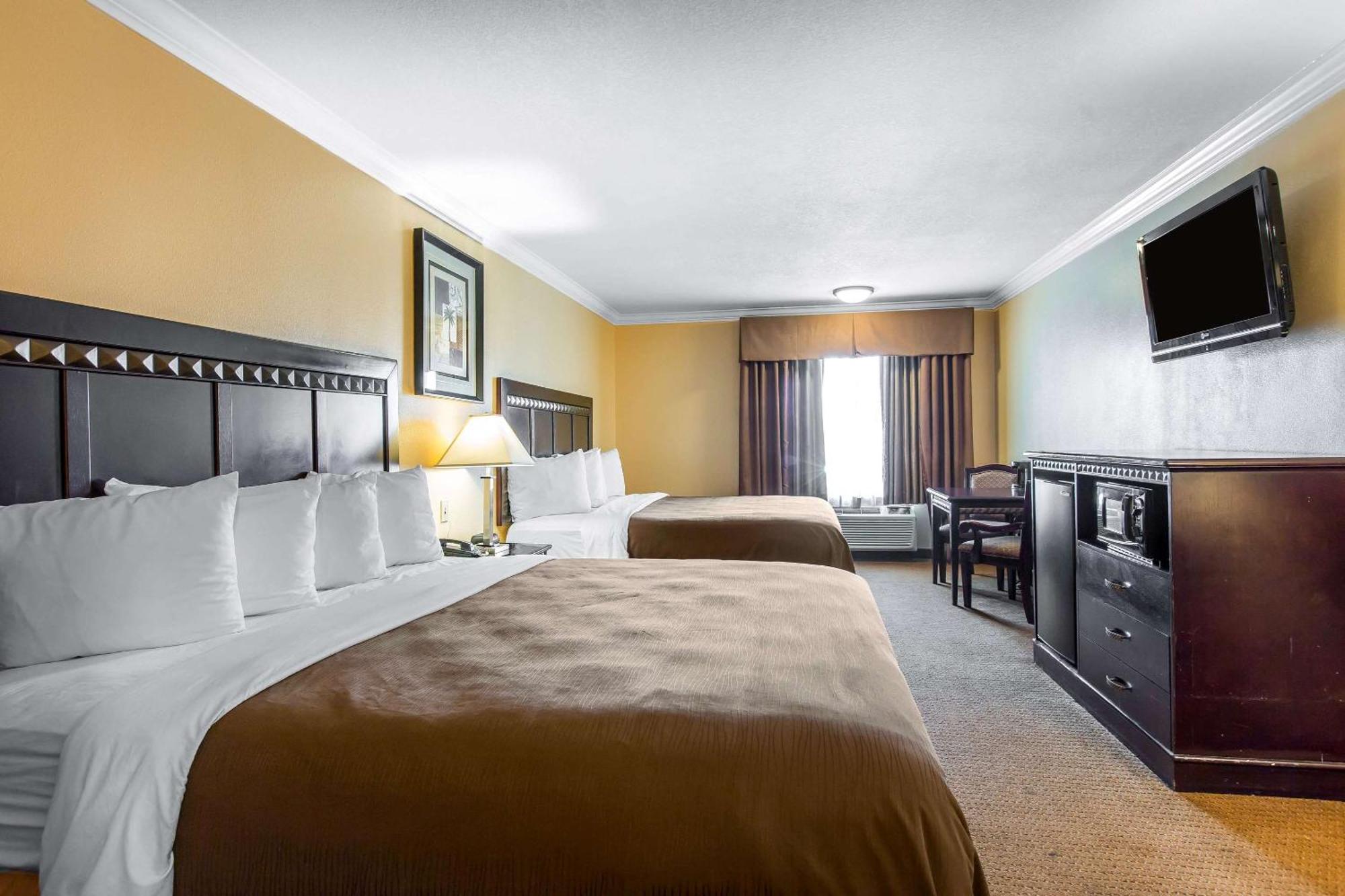 Quality Inn & Suites Bell Gardens-Los Angeles Экстерьер фото